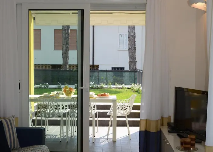 Residenza Leo Bibione