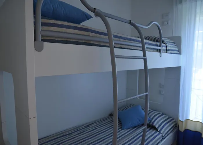 Residenza Leo Bibione